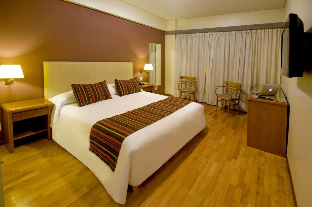 Hotel Argos Bahia Blanca Room photo